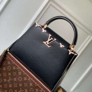 Louis Vuitton Magnolia Leather Capucines MM Bag 31.5×21×11 cm